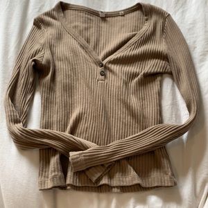 Ribbed long sleeve